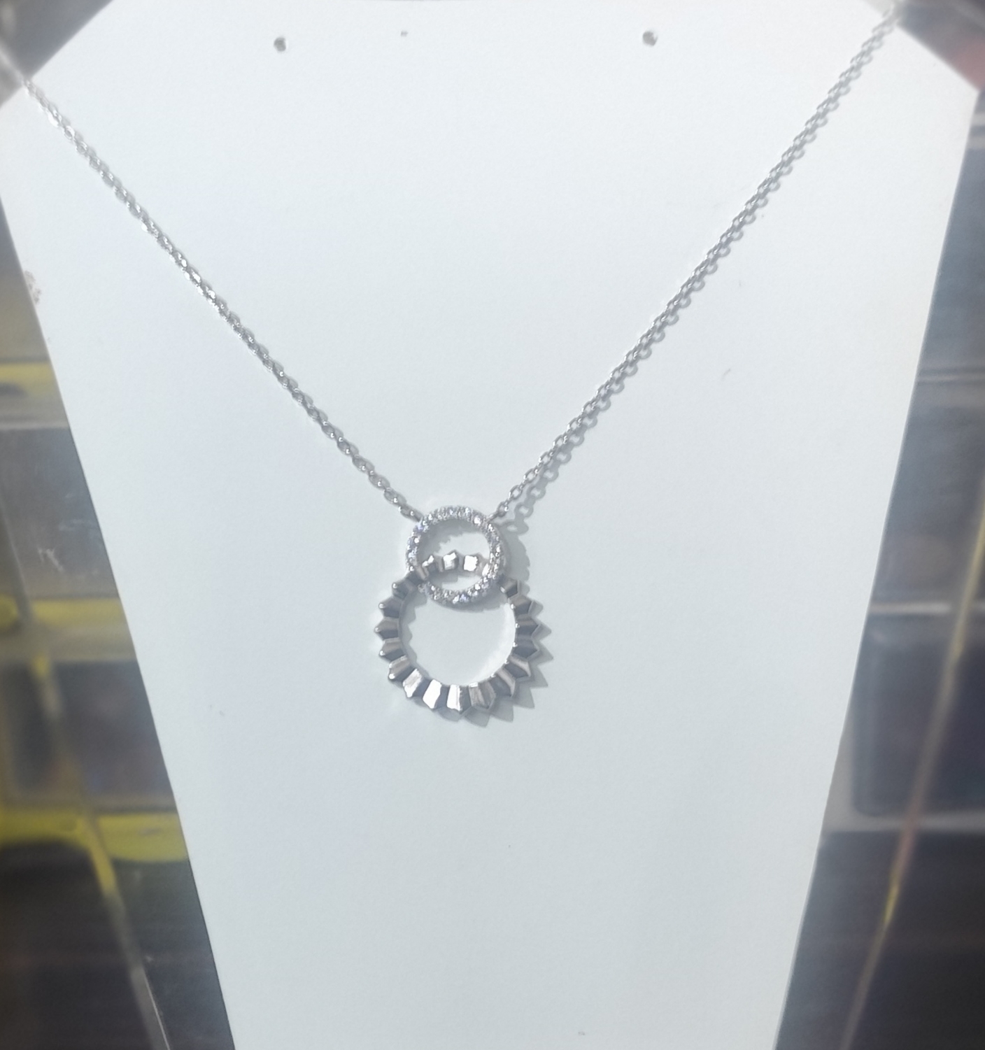 گردنی ژاپنی نقره
